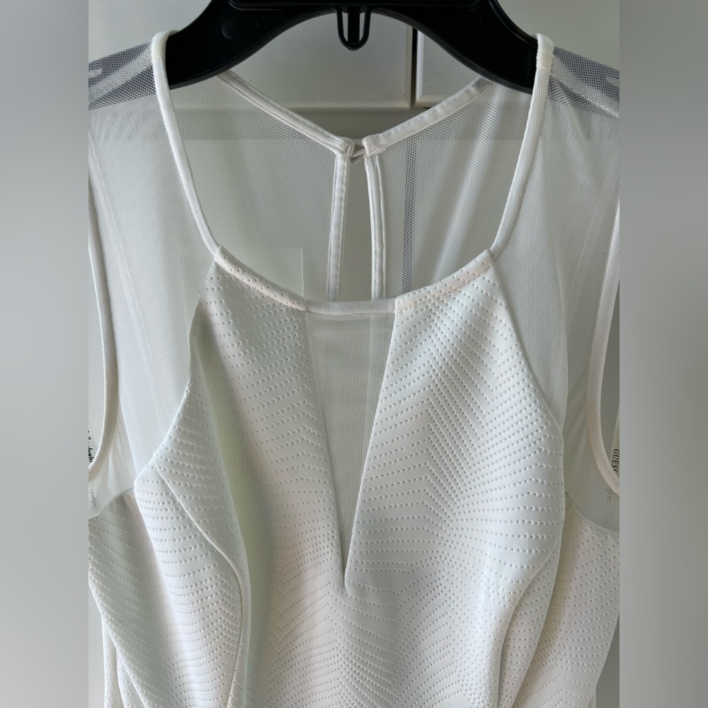 White dress by Guess size 4 - Picture 3 of 5